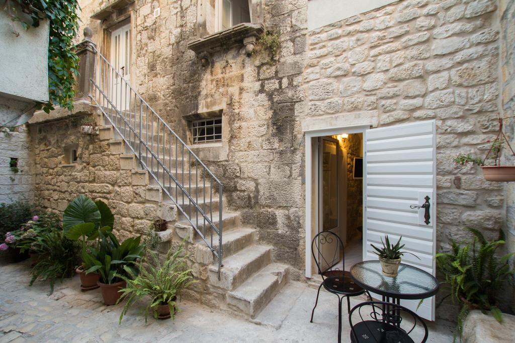 Apartment Toma Τρογκίρ Εξωτερικό φωτογραφία