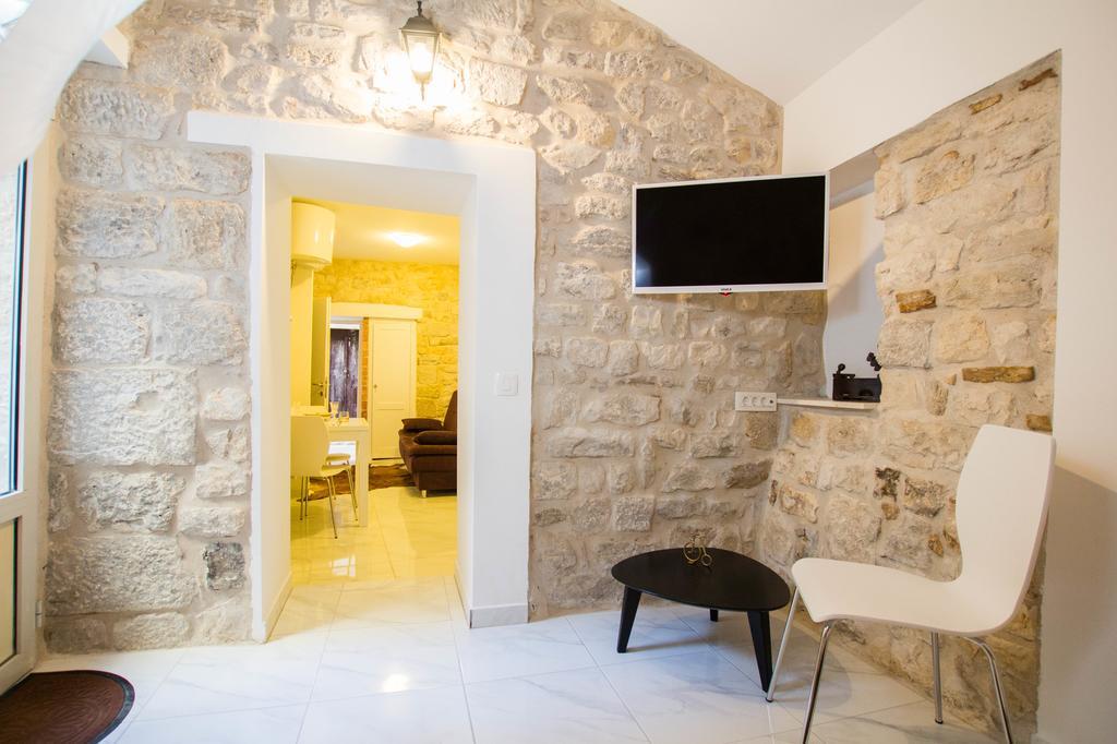 Apartment Toma Τρογκίρ Εξωτερικό φωτογραφία