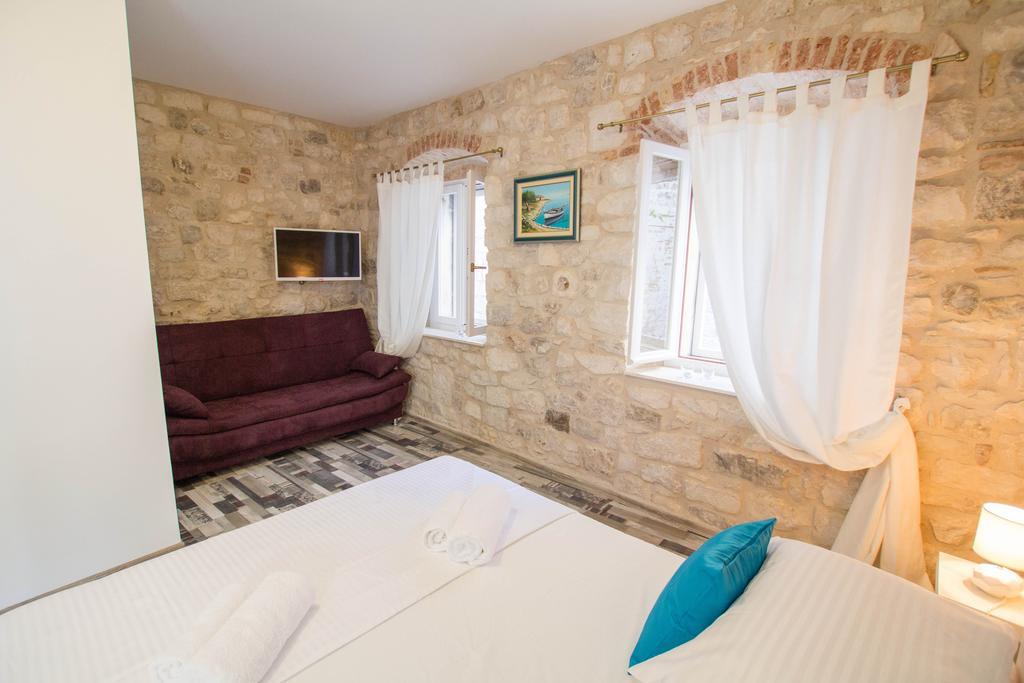 Apartment Toma Τρογκίρ Εξωτερικό φωτογραφία