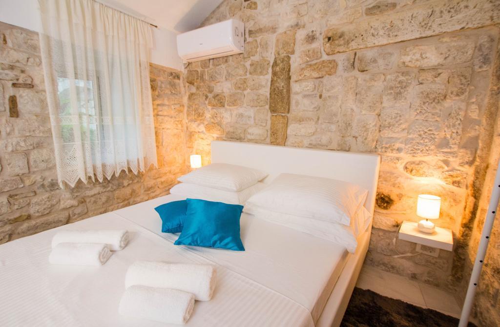 Apartment Toma Τρογκίρ Εξωτερικό φωτογραφία