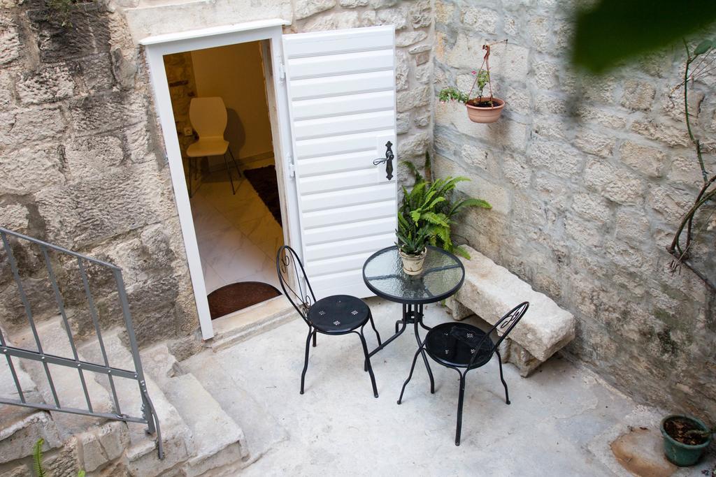 Apartment Toma Τρογκίρ Εξωτερικό φωτογραφία