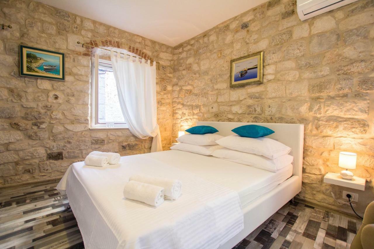 Apartment Toma Τρογκίρ Εξωτερικό φωτογραφία