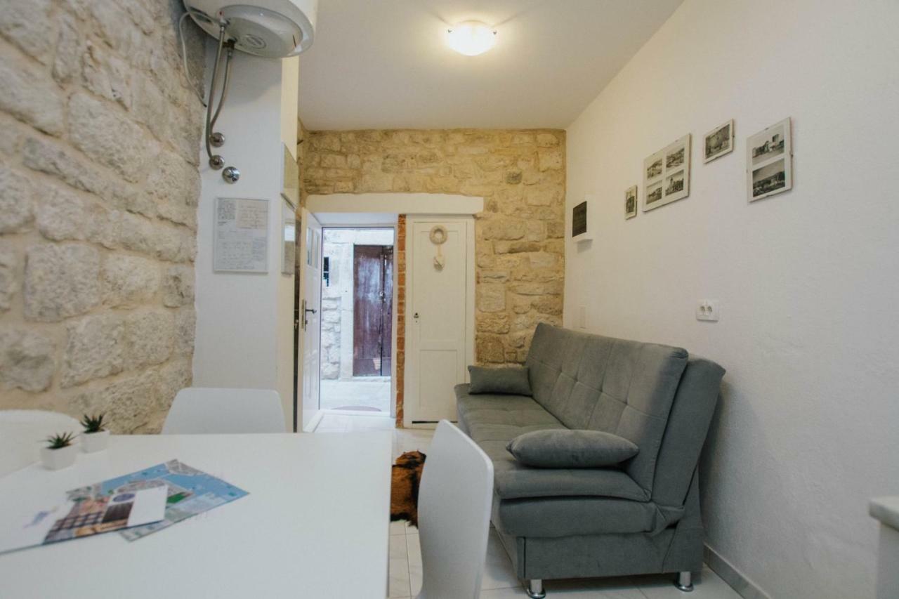 Apartment Toma Τρογκίρ Εξωτερικό φωτογραφία
