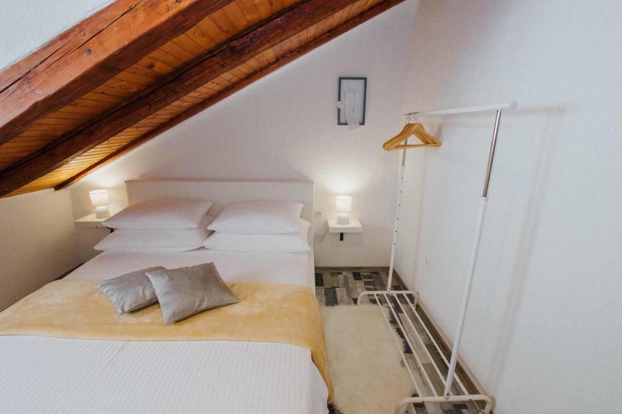 Apartment Toma Τρογκίρ Εξωτερικό φωτογραφία