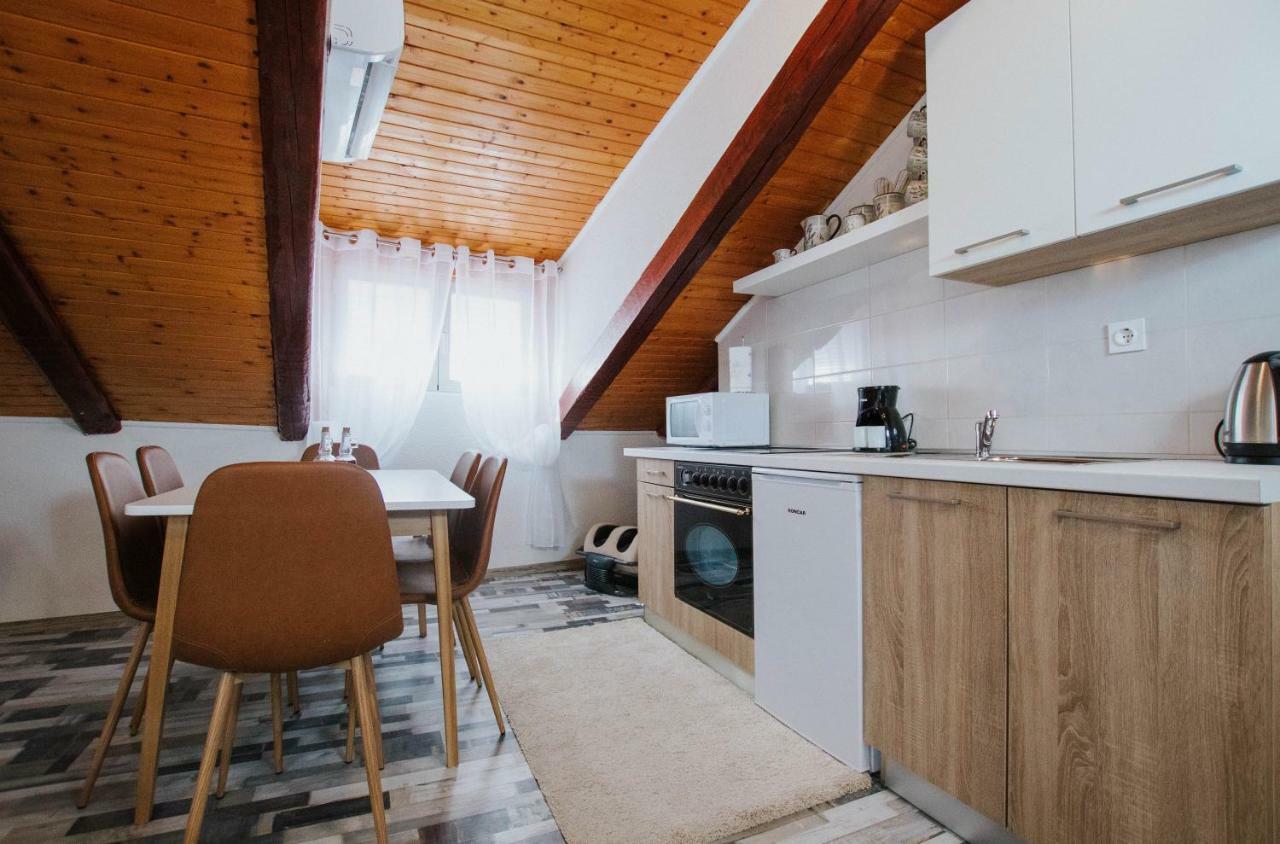 Apartment Toma Τρογκίρ Εξωτερικό φωτογραφία