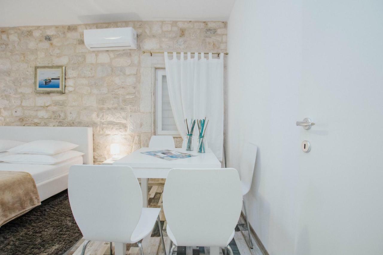 Apartment Toma Τρογκίρ Εξωτερικό φωτογραφία