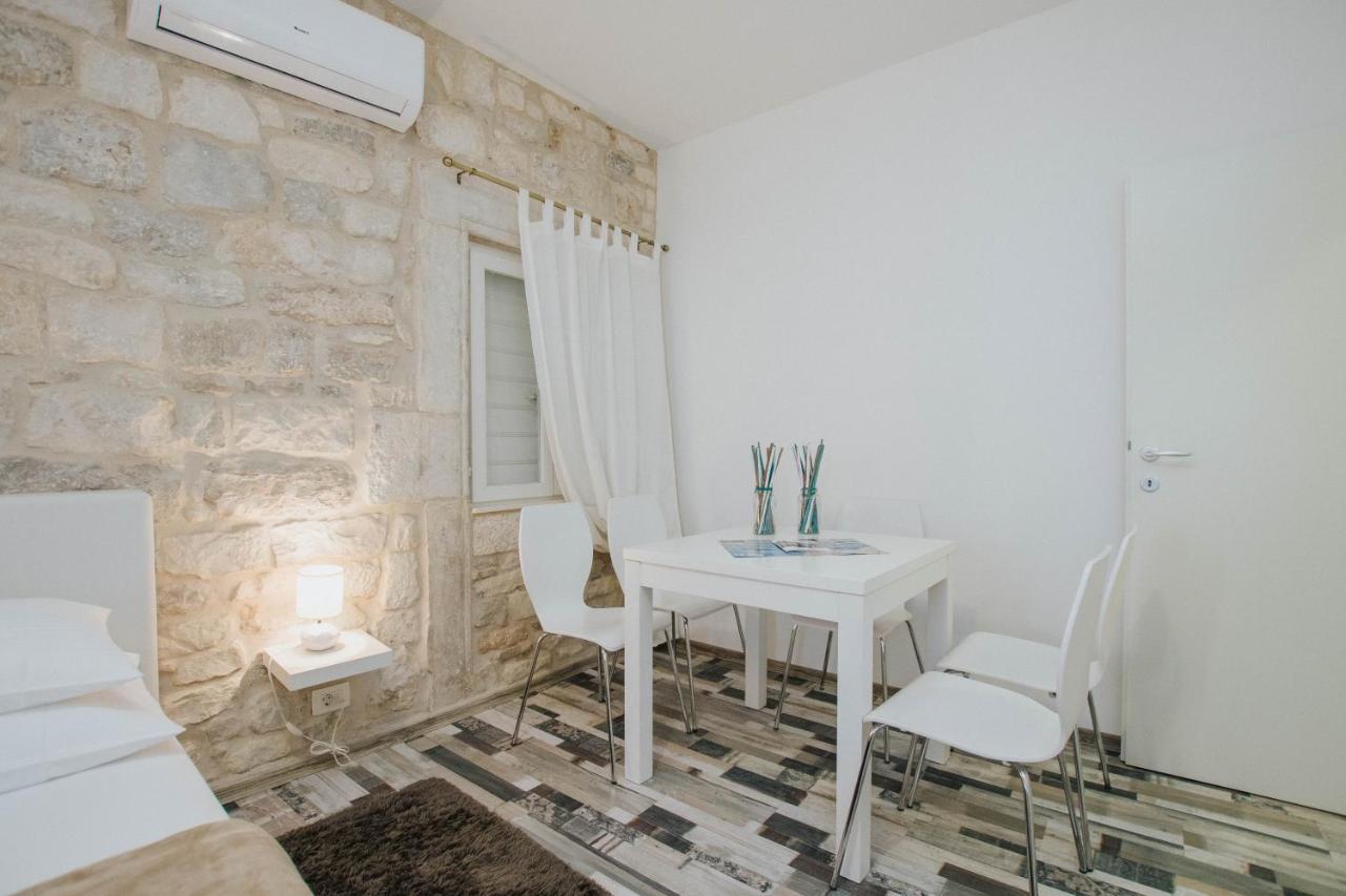 Apartment Toma Τρογκίρ Εξωτερικό φωτογραφία
